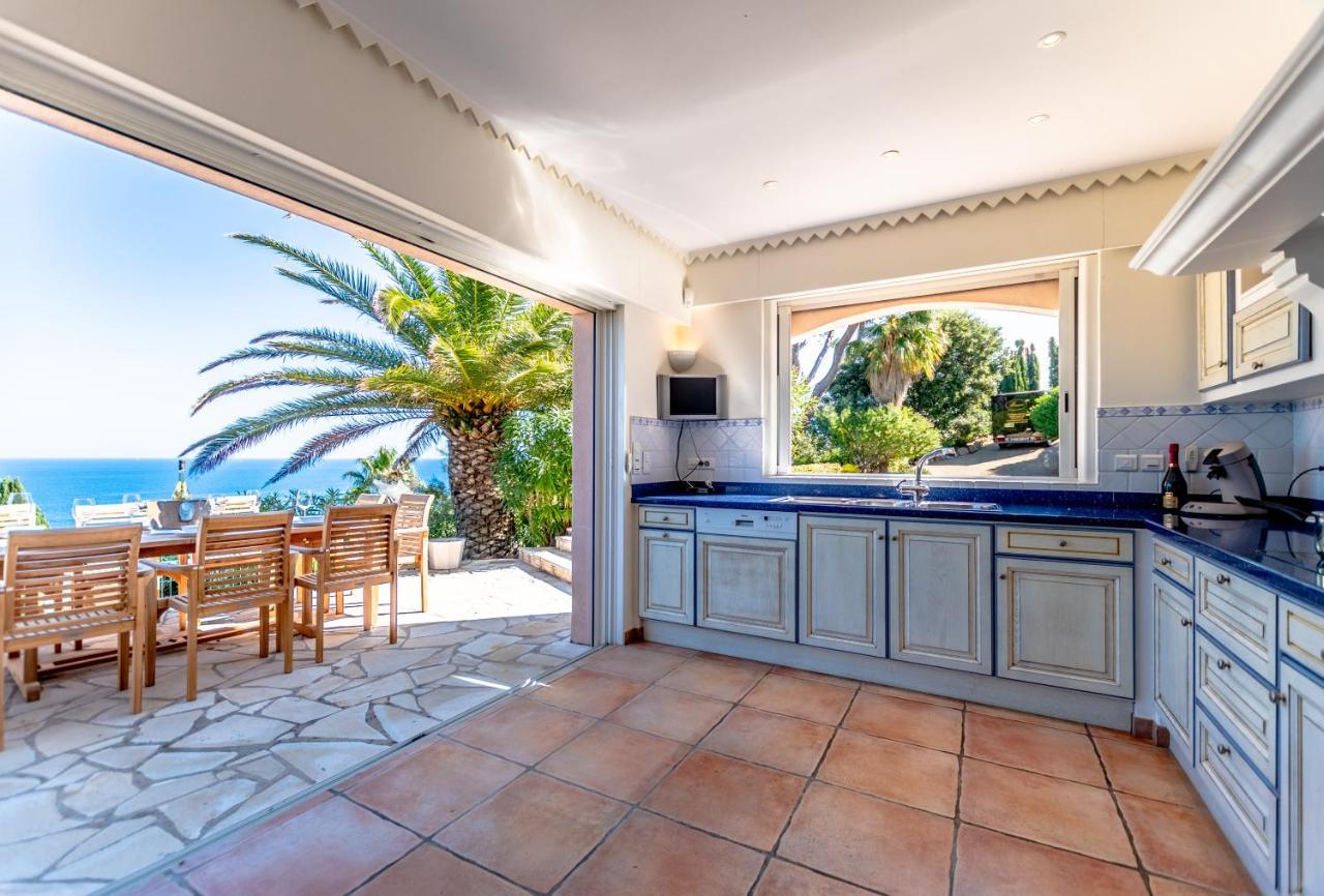 Superbe Villa, Incroyable Vue Mer, Piscine Chauffee, Climatisee Sainte-Maxime Ngoại thất bức ảnh